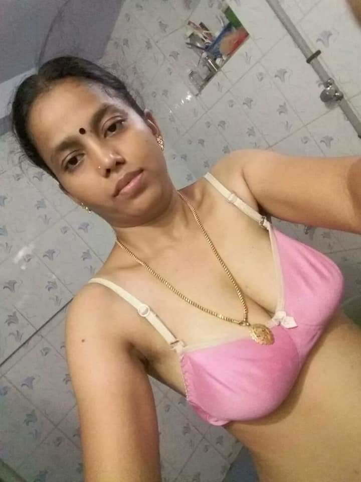 Tamil sexy girls show 2020 (part:11)