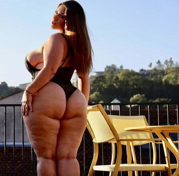 Big round white booty collection 2019